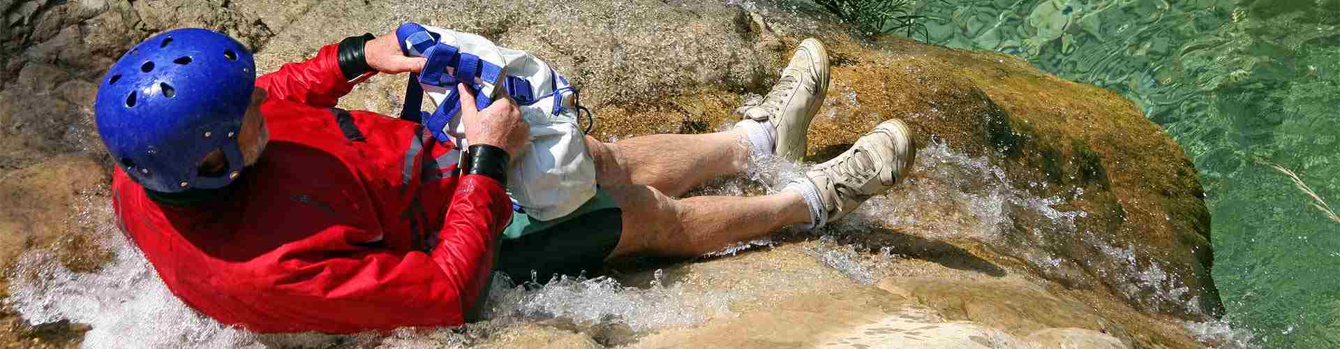 Descenso de barrancos en Benamira