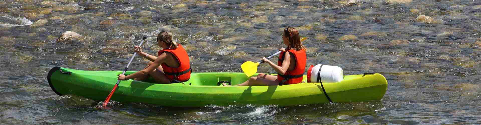 Kayaks en La Granada de Río Tinto